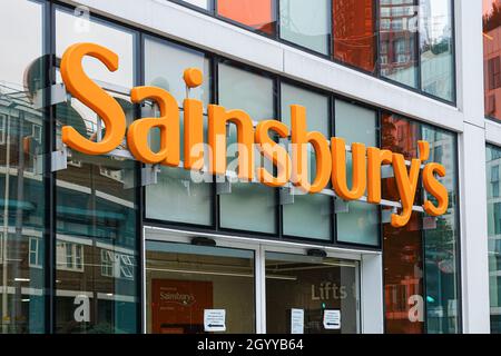 Sainsburys Geschäft in Vauxhall, London England Vereinigtes Königreich Großbritannien Stockfoto