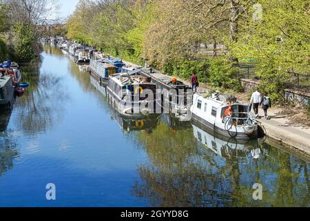 Frühling am Regent's Canal, England Vereinigtes Königreich Großbritannien Stockfoto