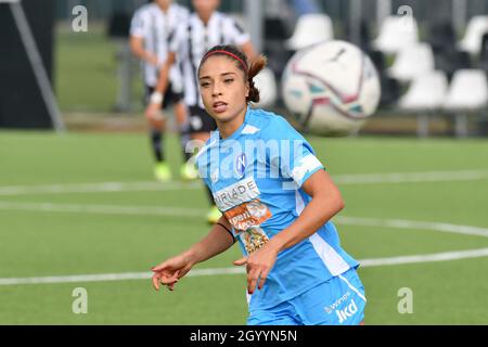 Eleonora Goldoni von SSD Napoli Frauen in Aktion während des 2021/2022 Women's Serie A Championship Matches zwischen Juventus FC und SSD Napoli im Juventus Training Center am 09,2021. Oktober in Vinovo, Italien-Photo ReporterTorino Stockfoto