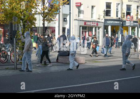 Cork City, Cork, Irland. Oktober 2021. In Cork fand eine stille Demonstration statt, um gegen die Pandemie von Covid 19 zu protestieren. Kredit; Karlis Dzjamko / Alamy Live News Stockfoto