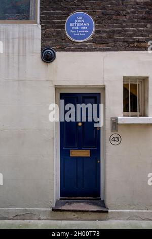 Ehemaliger Wohnsitz des Dichters Laureate, John Betjeman, 43 Cloth Fair, Smithfield, London EC1 Stockfoto