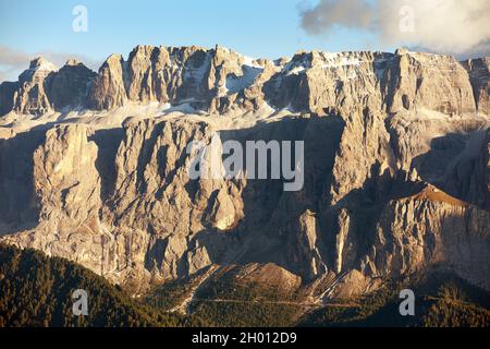 Abendansicht der Sella gruppe oder Sellagruppe, Südtirol, Dolomiten, Italien Stockfoto