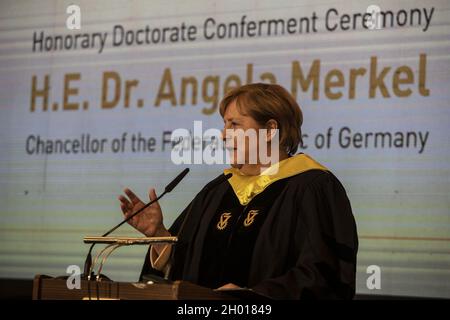 Jerusalem, Israel. Oktober 2021. Bundeskanzlerin Angela Merkel hält eine Rede, nachdem sie am Sonntag, 10. Oktober 2021, die Ehrendoktorwürde der Haifa-Technion-Universität in Jerusalem erhalten hat. Poolfoto von Heidi Levine/UPI Credit: UPI/Alamy Live News Stockfoto