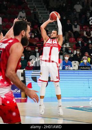 Varese, Italien . Oktober 2021. Alessandro Gentile OpenJobMetis Varese ,Openjobmetis Varese - AX Armani Exchange Milano LBA Italy Championship 2021/2022 am 10. Oktober 2021 in der Enerxenia Arena in Varese, Italien Credit: Fabio Averna/Alamy Live News Stockfoto