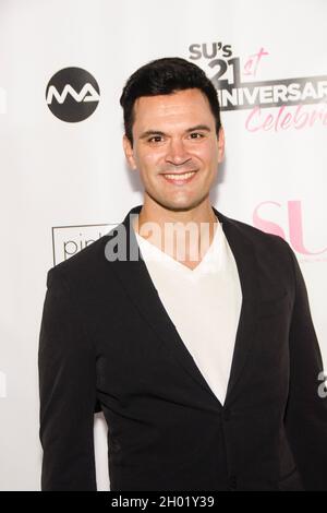 ZUM 21. Geburtstag DES SU Magazine Red Carpet Fashion im Avalon Hollywood Stockfoto