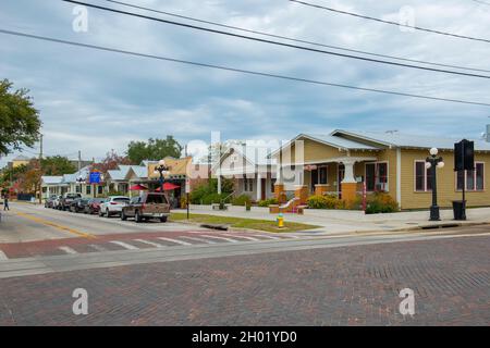 Sushi House in der 1903 N 19th Street in der E 8th Avenue im historischen Viertel von Ybor City in Tampa, Florida, USA. Stockfoto