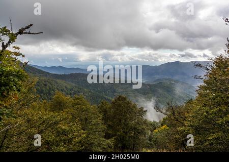 Landschaft der Vogesen in der Nähe von Saint-Amarin, Frankreich Stockfoto