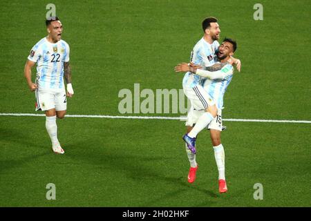 BUENOS AIRES, 11.10.2021: Argentinien steht Uruguay bei der 5. Qualifikationsrunde für die Weltmeisterschaft 2022 in Katar im Stadion Monumental gegenüber. Stockfoto