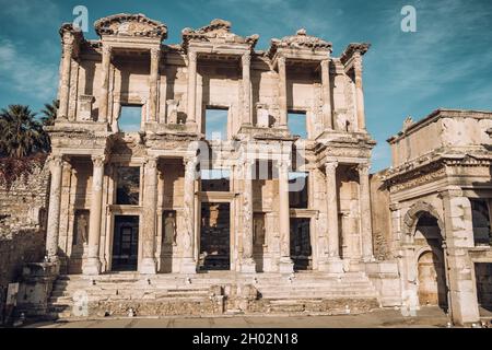 Celsus Bibliothek in der antiken Stadt Ephesus, Türkei Stockfoto