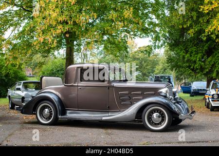 1935 REO Flying Cloud Coupe Auto bei Bicester Heritage Herbst sonntag Scramble Event. Bicester, Oxfordshire, England. Stockfoto