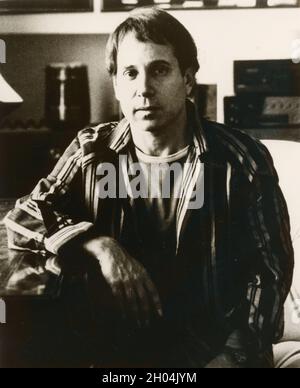 Der amerikanische Sänger und Songwriter Paul Simon, 1980er Jahre Stockfoto