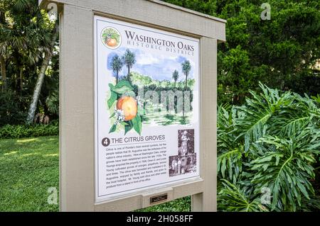 Beschilderung für die Citrus Groves im Washington Oaks Historic District im Washington Oaks Gardens State Park in Palm Coast, Florida. (USA) Stockfoto