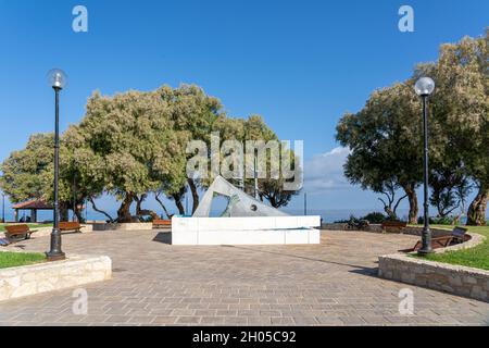 Handdenkmal am Talos Platz in Chania, Kreta Stockfoto