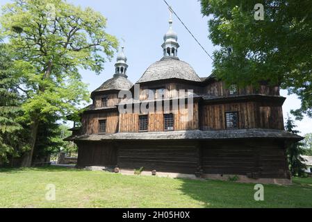 Chlopiatyn, Polen 19. Juni 2021. Historische griechisch-katholische Holzkirche im Osten Polens. Stockfoto