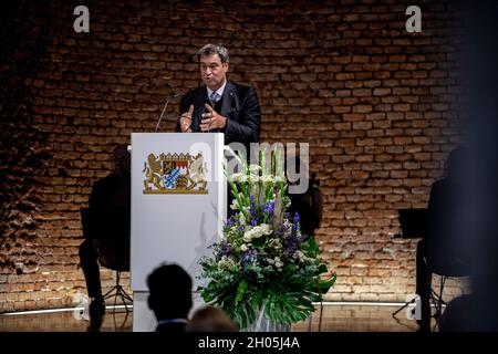 Der bayerische Ministerpräsident Dr. Markus Söder hällt Rede. Am 11.10.2021 fand in der Allerheiligen-Hofkirche in München ein Festakt anlässlich des Amtswechsels am Bayerischen Verfassungsgerichtshof sowie am Oberlandesgericht München und am Bayerischen Obersten Landesgericht statt. - - feierliche Änderung des Präsidenten des Bayerischen Verfassungsgerichts am 11. Oktober 2021 in München - feierliche Änderung des Präsidenten des Bayerischen Verfassungsgerichts am 11. Oktober 2021 in München. (Foto von Alexander Pohl/Sipa USA) Stockfoto