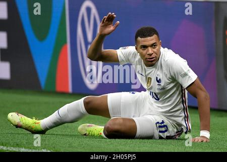 Mailand, Italien. Oktober 2021. Kylian Mbappe aus Frankreich reagiert während des UEFA Nations League-Finalmatches zwischen Spanien und Frankreich im San Siro-Stadion in Mailand (Italien) am 10. Oktober 2021. Foto Andrea Staccioli/Insidefoto Kredit: Insidefoto srl/Alamy Live News Stockfoto