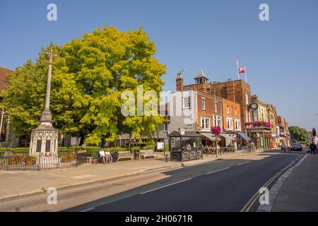 Kriegsdenkmal auf dem Gelände der All Saints Church, High Street Maldon Essex Stockfoto