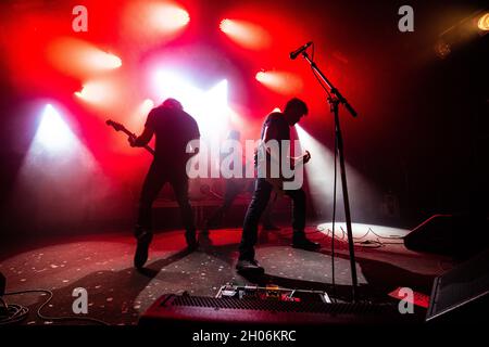 Malmö, Schweden. Oktober 2021. Die schwedische Stoner-Rockband Deville spielt ein Live-Konzert im Kulturbolaget in Malmoe. (Foto: Gonzales Photo - Joe Miller). Stockfoto