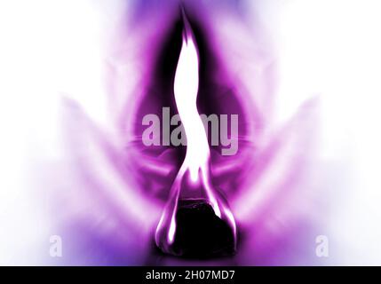 Die violette Flamme von Saint Germain (Göttliche Energie und Transformation) Stockfoto