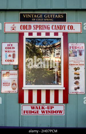 Cold Spring ist ein historisches Dorf am Hudson River im US-Bundesstaat New York Stockfoto