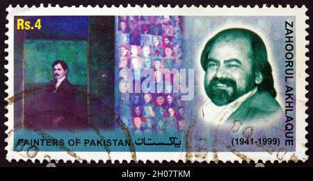 PAKISTAN - UM 2006: Eine in Pakistan gedruckte Briefmarke zeigt Zahoorul Akhlaque, Maler, um 2006 Stockfoto