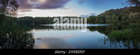 Gormire Lake, von der letzten Eiszeit zurückgelassen, North Yorkshire, England, Großbritannien Stockfoto