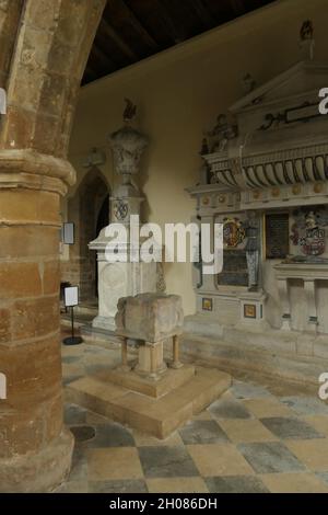 Fawsley Church St. Marys Glasmalerei aus Sulgrave Manor und der Familie Washington, auch Familie Knightley Stockfoto