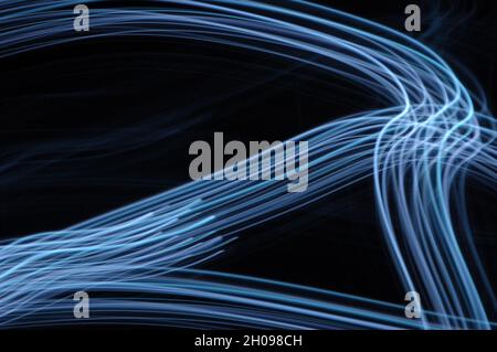Abstrakte blaue Lichtlinien Stockfoto