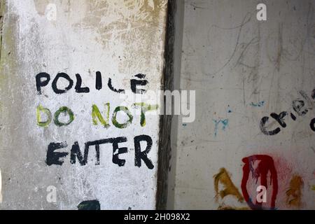 Graffiti auf Cramond Island, Edinburgh. Stockfoto