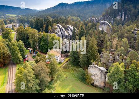 skalni mesto, Adrspach, Adrspasske skaly (narodni prir. Pamatka), Ceska republika / Felsenstadt Adrspach, Tschechische republik - Überreste einer Felsenstadt in Adrsp Stockfoto