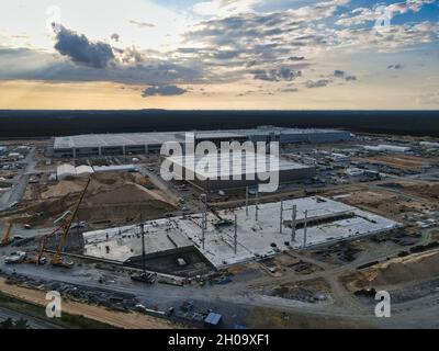 Tesla-Gigafactorium-Baustelle in Deutschland Stockfoto