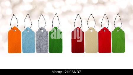 Verkaufsetiketten. Preisschilder. Sonderangebot und Promotion. Rabatt im Geschäft. Einkaufszeit. Geschenkanhänger. Etikett aus Filz anderer Farbe. Stockfoto