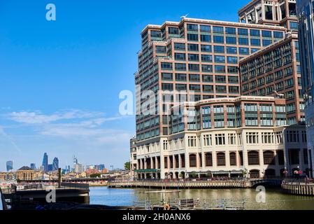 Docklands in Canary Wharf auf der Insel der Hunde, 25 Cabot Square, London, Großbritannien Stockfoto