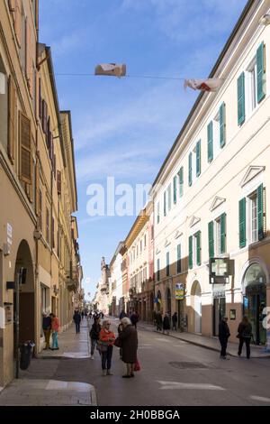 Corso Giacomo Matteotti, Menschen, Jesi, Marken, Italien, Europa Stockfoto