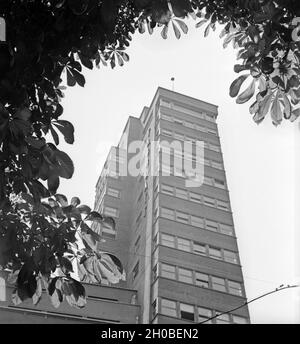 Der tagblatt Turm in Stuttgart Mitte, Deutschland 1930er Jahre. Turm der Zeitung 'Tagblatt' in Stuttgart Mitte, Deutschland 1930. Stockfoto