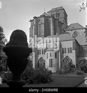 Hohe Domkirche St. Peter Sterben in Trier, Deutschland 1930er Jahre. Der Dom St. Peter in Trier, Deutschland 1930. Stockfoto