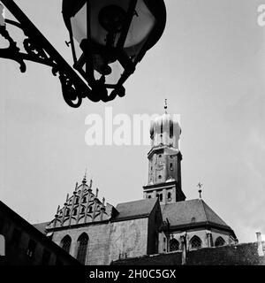 St. Ulrich und Afra Kirche Sterben in Augsburg, Deutschland 1930er Jahre. Die St. Ulrich und St. Afra Kirche in Augsburg, Deutschland 1930. Stockfoto