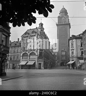 Stadtszene am Rathaus von Plauen, Deutschland 1930er Jahre. Die Stadt Plauen, Deutschland 1930. Stockfoto