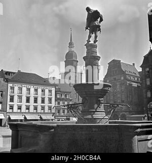 Blick auf die reinoldikirche und die Marktecke in Dortmund, Deutschland 1930er Jahre. Blick auf St. Reinold von Kirche und Markt Ecke in Dortmund, Deutschland 1930. Stockfoto