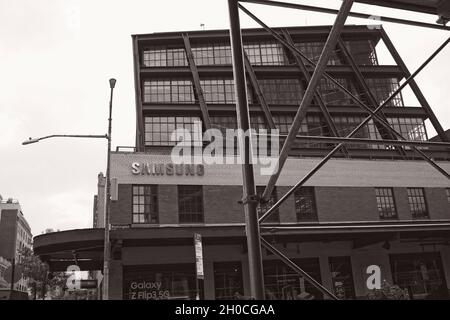 New York, NY, USA - 12. Oktober 2021: Samsung Hauptsitz in der Washington Street Stockfoto