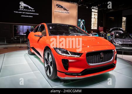 Jaguar i-PACE Elektro-suv auf dem Pariser Automobilsalon. Paris, Frankreich - 2. Oktober 2018. Stockfoto