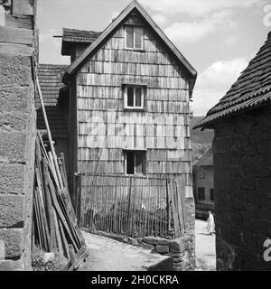 Alte Scheune in Amorbach im Odenwald, Deutschland 1930er Jahre. Eine alte Scheune in Amorbach im Odenwald, Deutschland 1930. Stockfoto