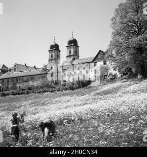 Kirche in St. Märgen Im Schwarzwald, Deutschland, 1930er Jahre. Kirche von St. Maergen im Schwarzwald, Deutschland der 1930er Jahre. Stockfoto