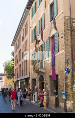 Rossinis Haus, Menschen, Pesaro, Marken, Italien, Europa Stockfoto