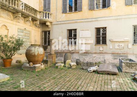 Archäologisches Museum Oliveriani, Pesaro, Marken, Italien, Europa Stockfoto