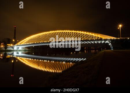 Schöne Aussicht auf die Troja-Brücke, Prag Stockfoto