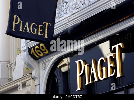 London, England, Großbritannien. Piaget Shop - Luxusschmuck und Uhren - in der 169 New Bond Street Stockfoto
