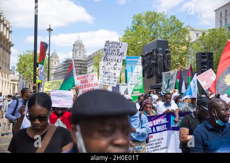 Am 12. Juni 2021 findet in Cornwall, südwestlich von England, der G7-Gipfel statt, eine Kundgebung nach Biafra in der Nähe der Downing Street im Zentrum von London. Stockfoto