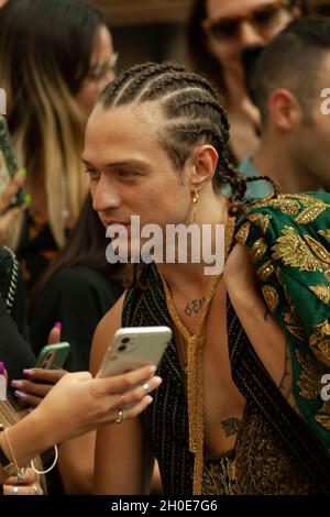 Irama bei der Etro Fashion Show während der Mailänder Fashion Week - Frühjahr / Sommer 2022 am 23. September 2021 in Mailand, Italien. Stockfoto