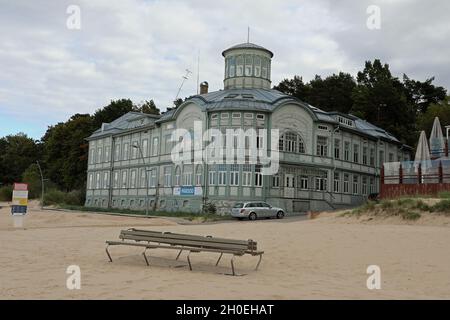 Historisches Anwesen am Strand Jurmala in Lettland Stockfoto